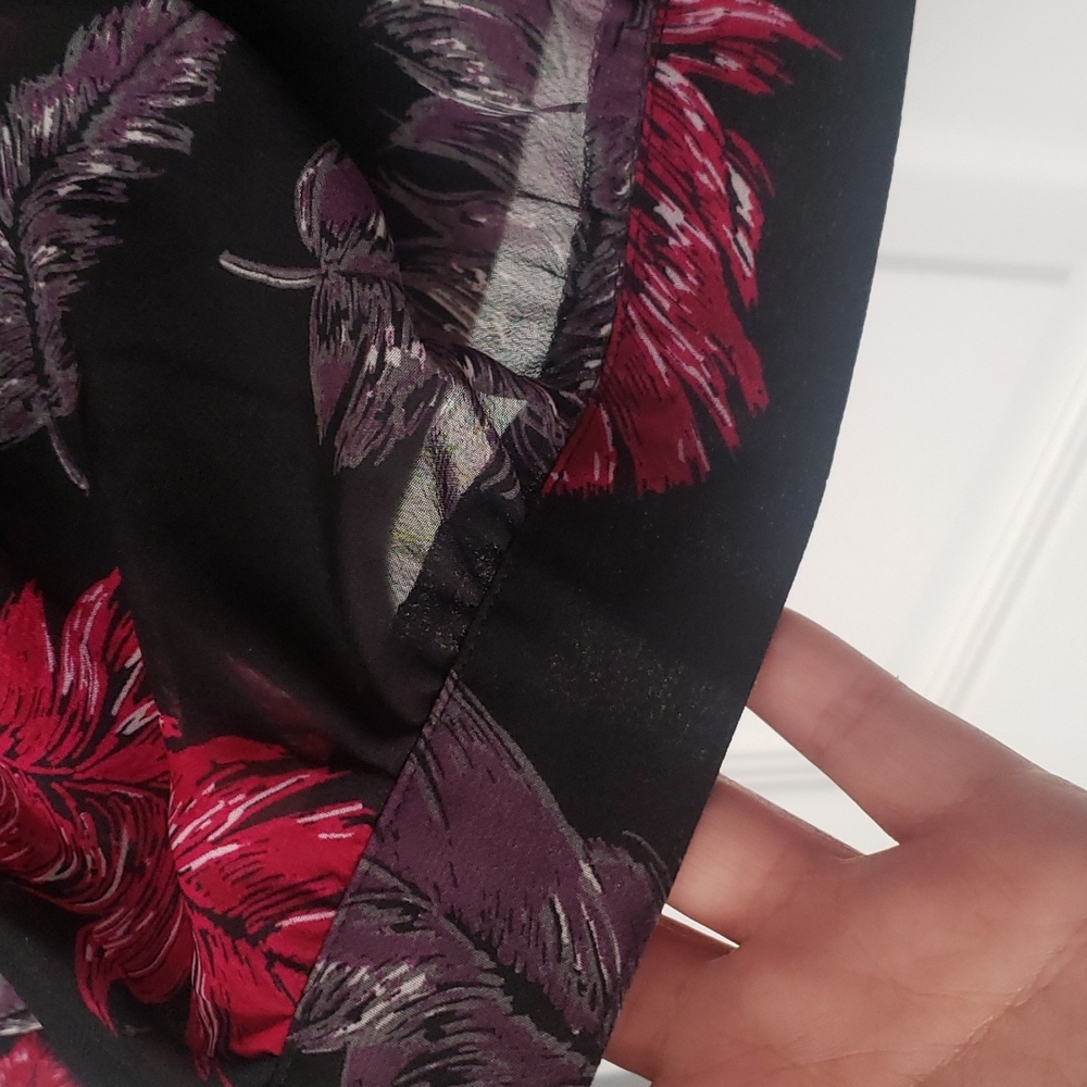 2 Pc Feather Print Sheer Top Set - image 5